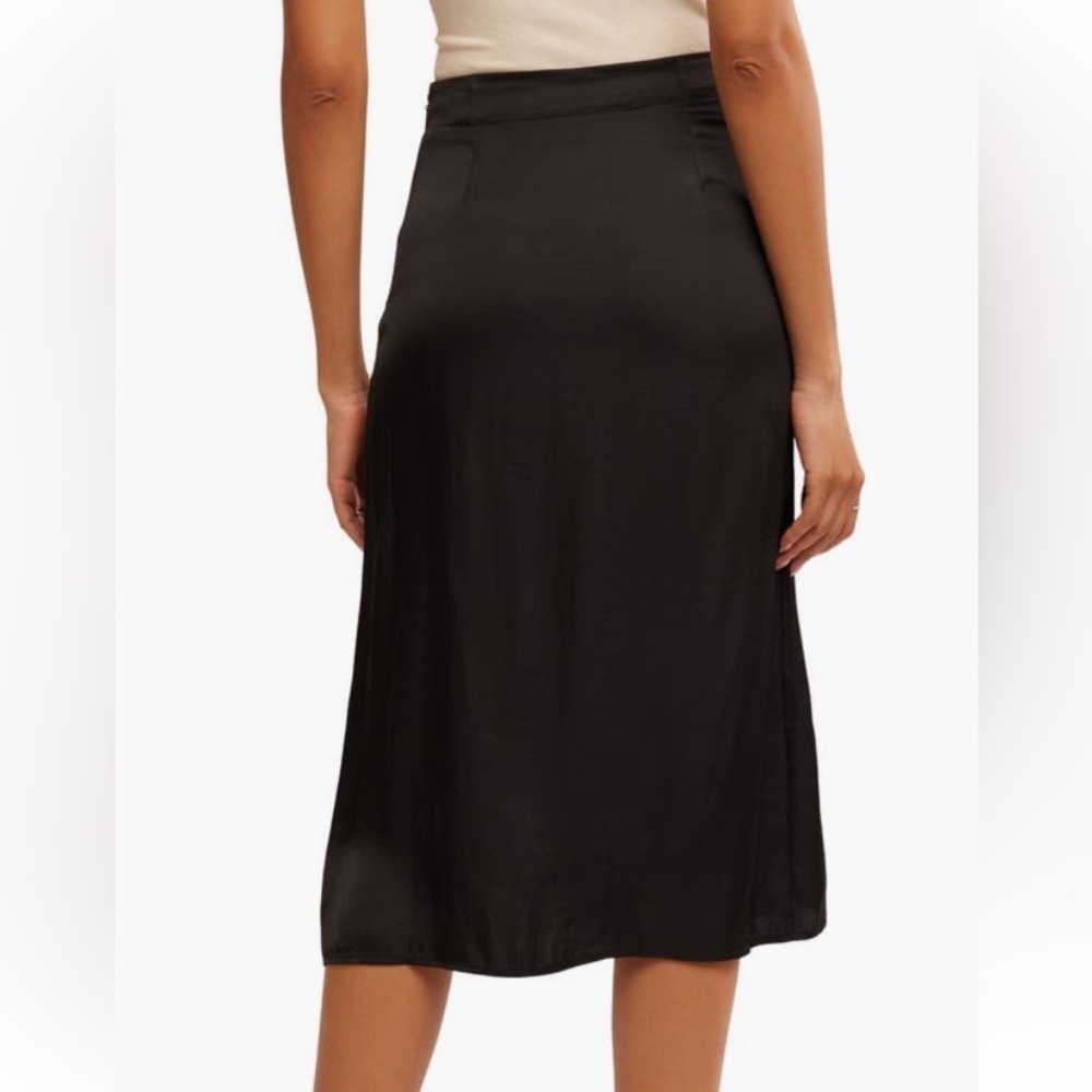 Free People Women’s Black Midi Analise Skirt Buttoned Satin New Small 4 - Picture 12 of 13